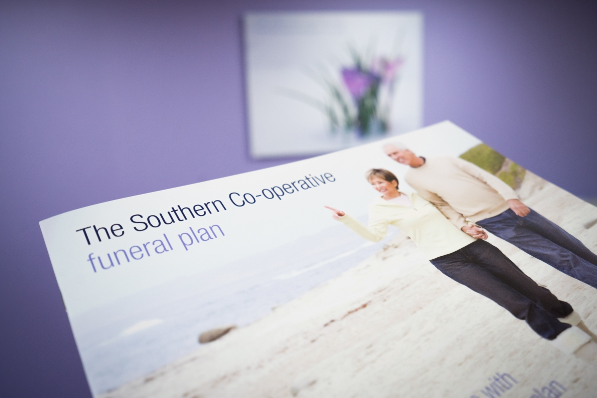 The importance of having a pre-paid funeral plan - The Co-operative Funeralcare1200 x 800